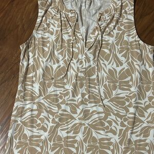 Women's Sleeveless Tan and White Top
